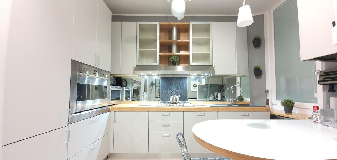 Charming Apartment Central Station Milan Bagian luar foto