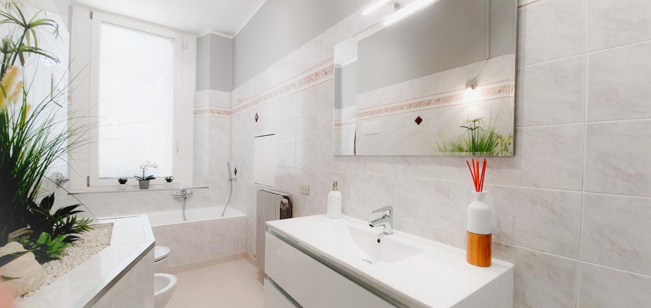 Charming Apartment Central Station Milan Bagian luar foto