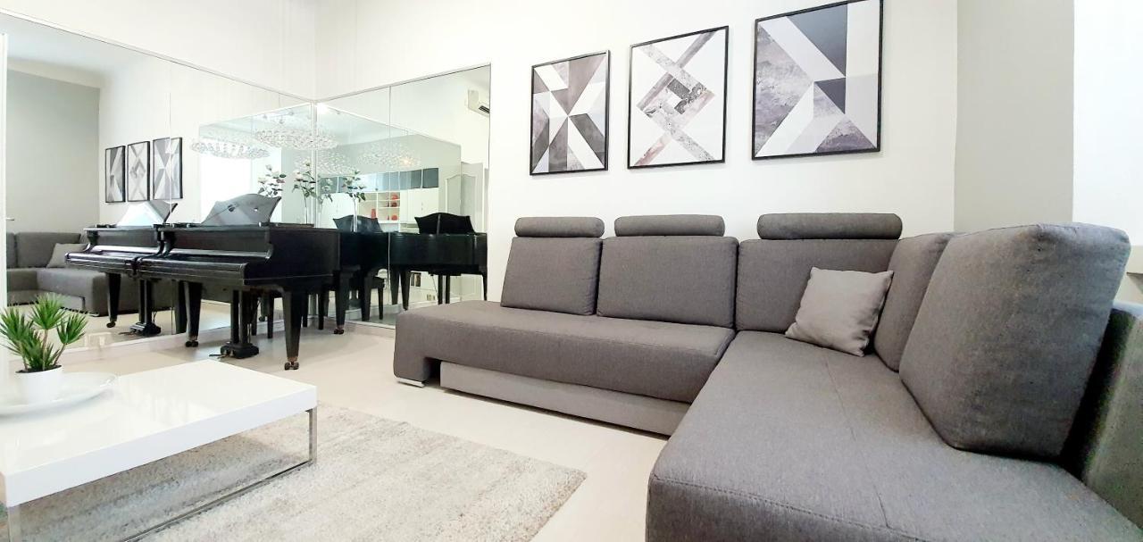 Charming Apartment Central Station Milan Bagian luar foto